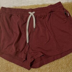 Vuori preformance shorts